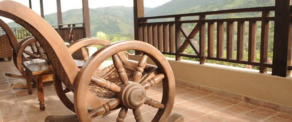 Hotel Rancho La Aurora Jarabacoa Exterior photo