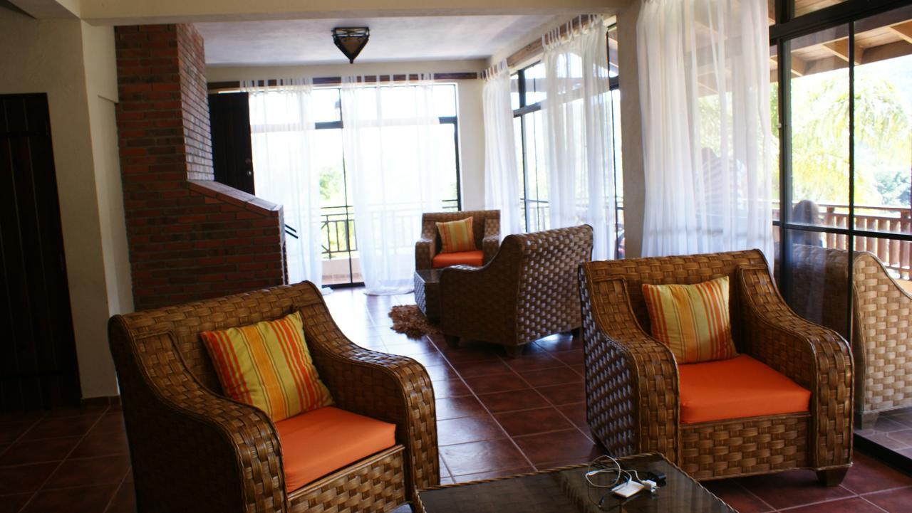 Hotel Rancho La Aurora Jarabacoa Exterior photo
