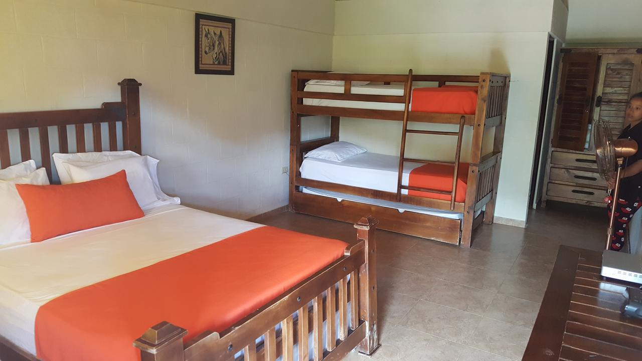Hotel Rancho La Aurora Jarabacoa Exterior photo