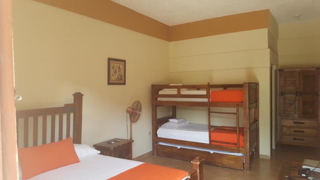 Hotel Rancho La Aurora Jarabacoa Exterior photo